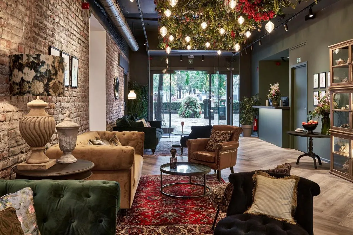 Image 4 of Urban Yard Hotel