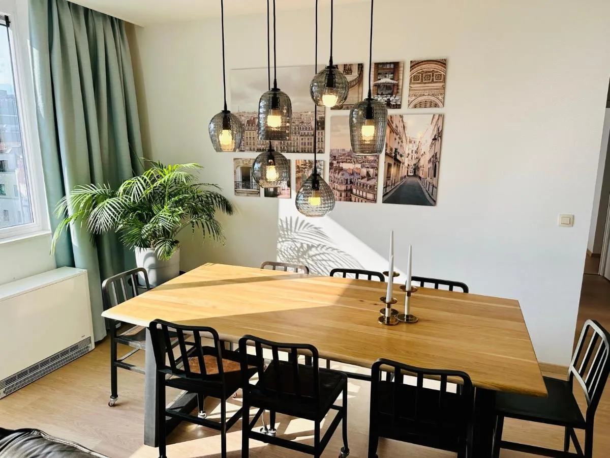 Image 2 of Urbanstay Suites – Grand Place 2 Bd Apartment