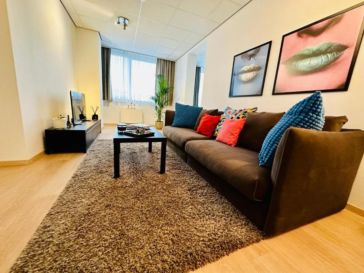Image 2 of Urbanstay Suites – Grand Place 2 Bd Penthouse