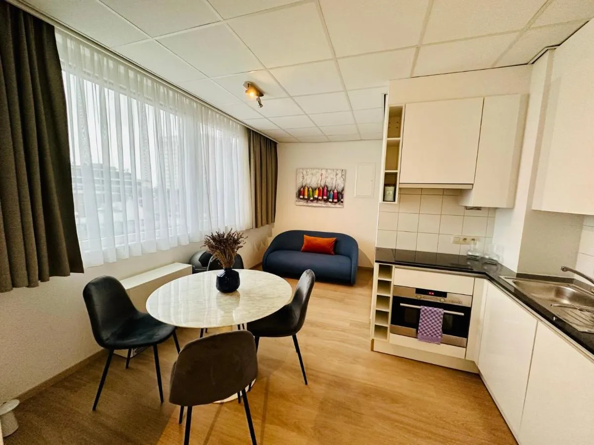 Image 4 of Urbanstay Suites – Grand Place 2 Bd Penthouse