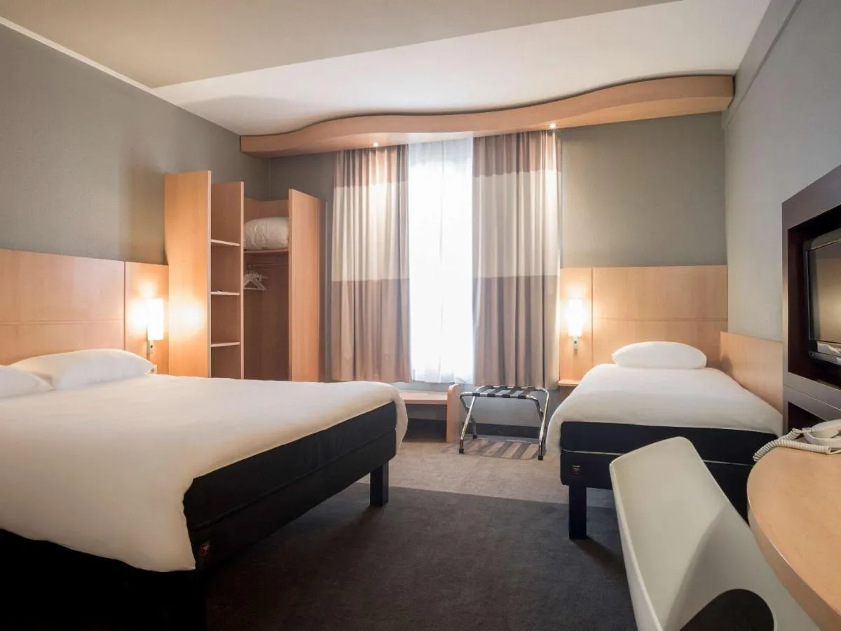 Image 4 of ibis Hotel Brussels Centre Gare du Midi