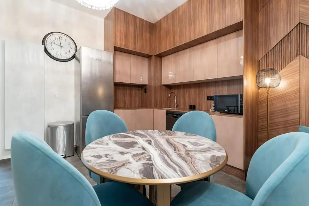 Image 1 of luxueux appartement 5 chambre