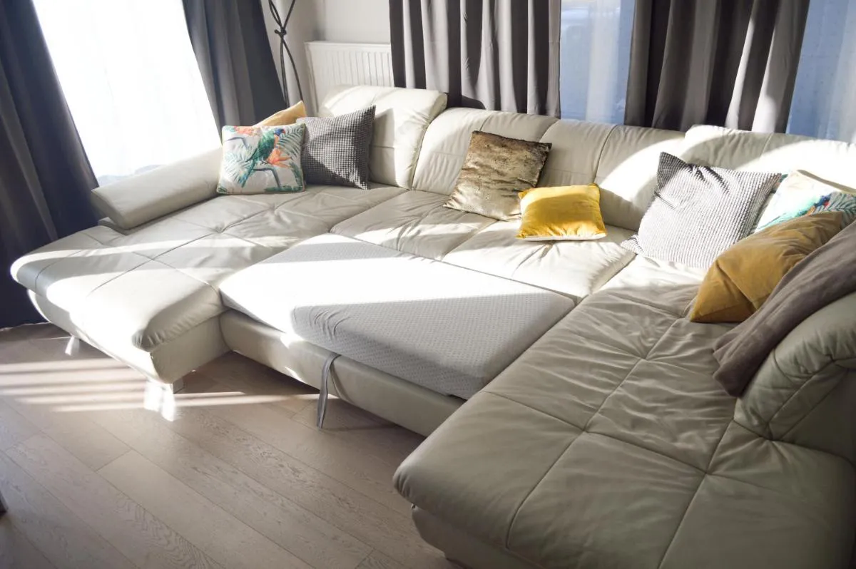 Image 4 of 1BR apt métro Hopital Erasme Bordet handicapt friendly