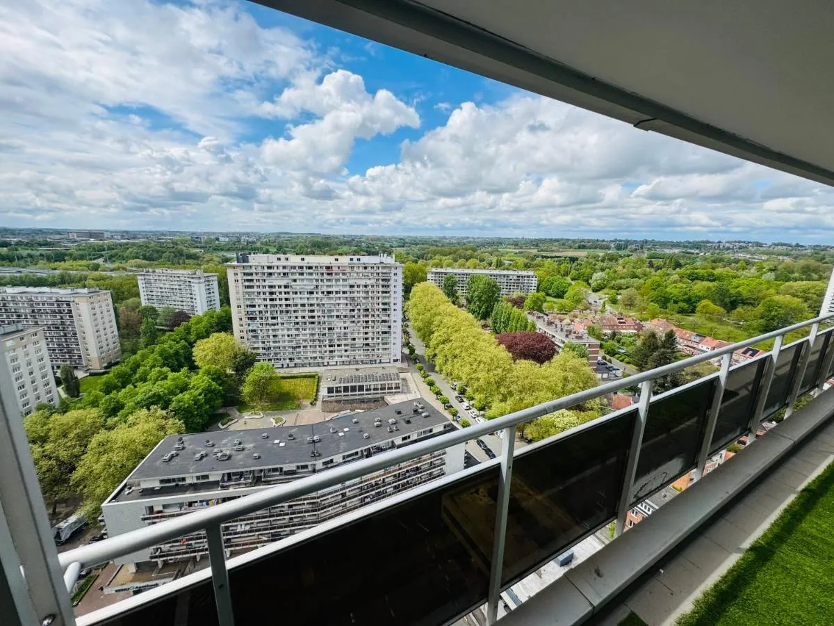 Image 1 of Appart meublé 92m2 + 2 terrasses