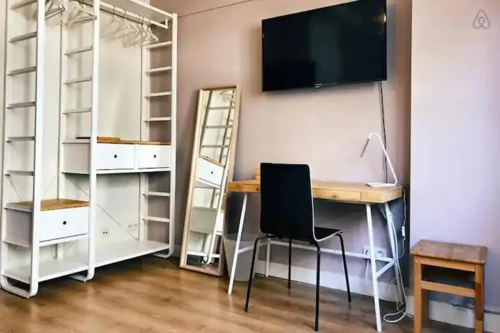 Image 5 of Appartement entièrement rénové et équipé de deux chambres dans le quartier Schuman