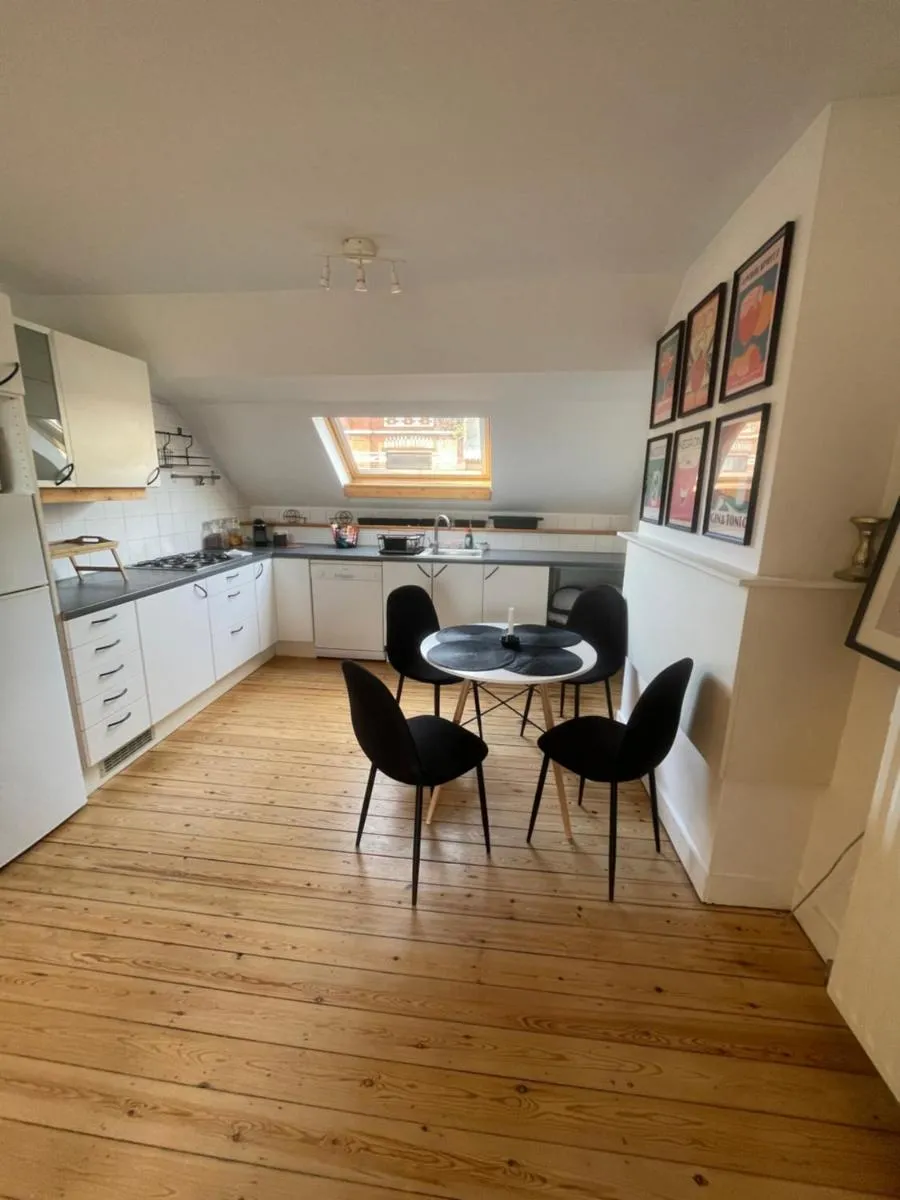 Image 3 of Attic European Quarter