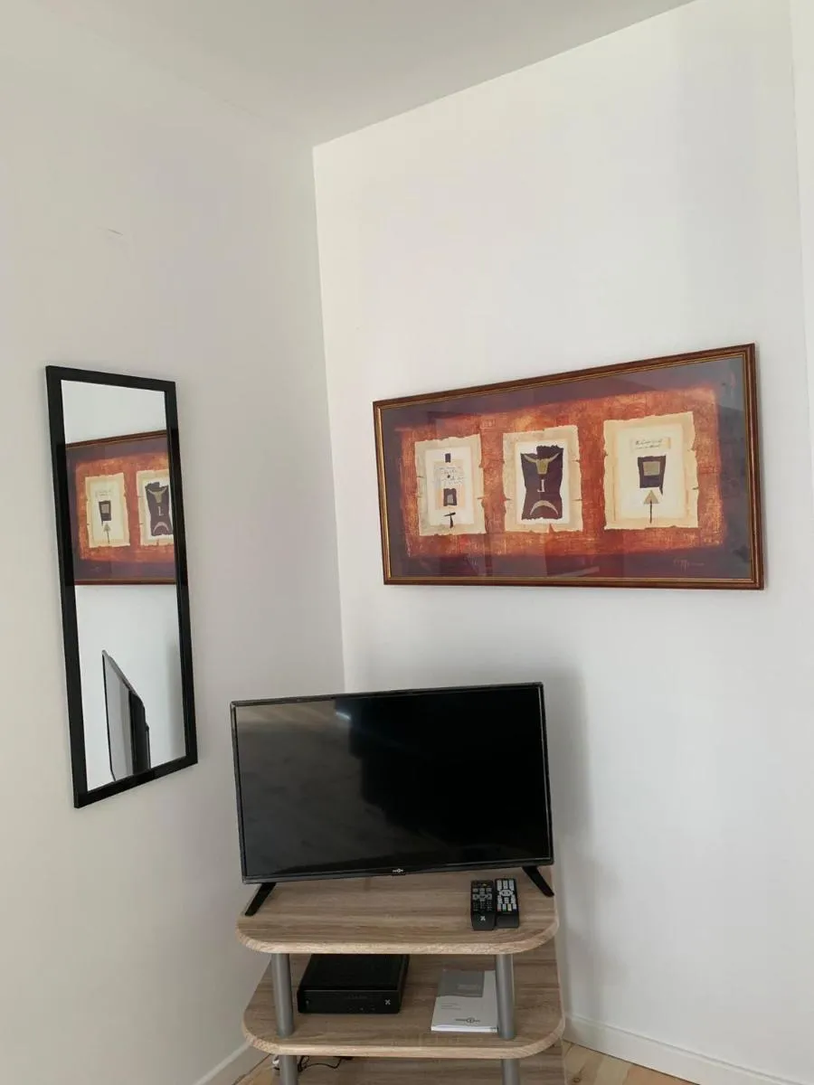 Image 4 of Attractive modern apartment