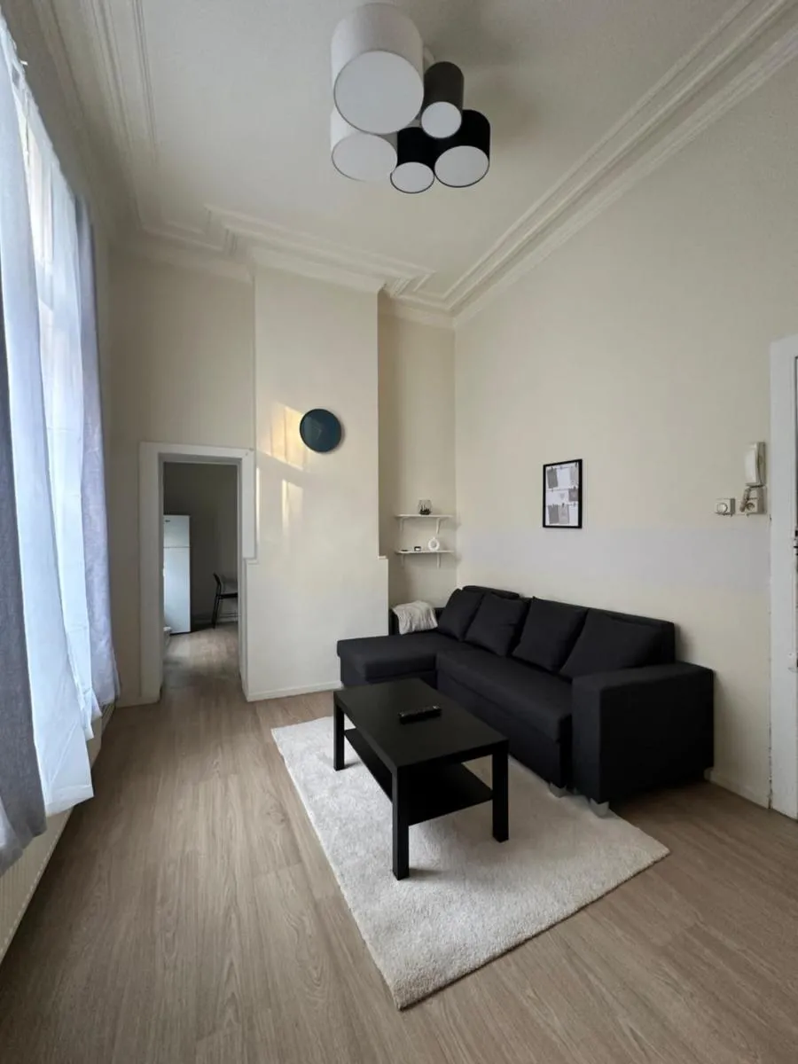 Image 2 of Authentique appartement