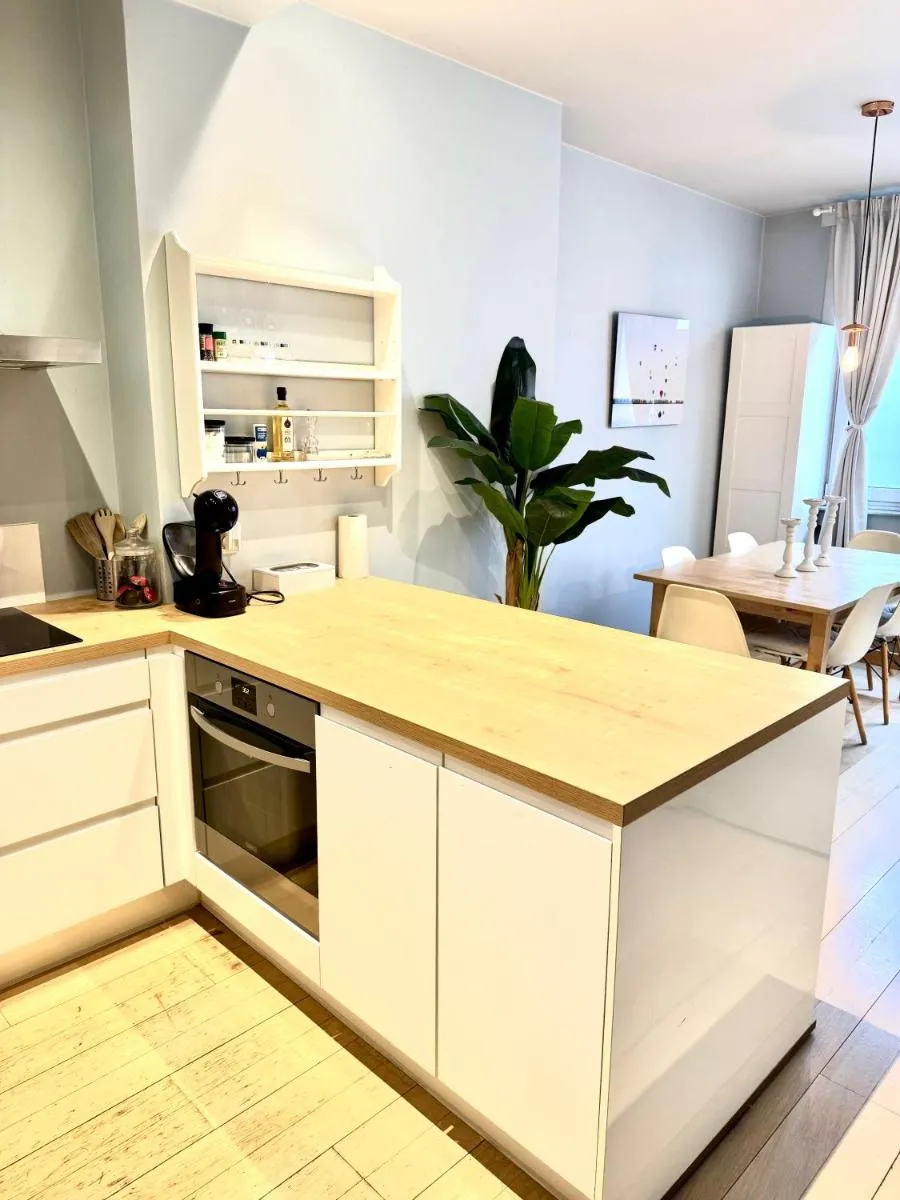 Image 3 of Beautiful 2 bedroom familiar luxury apartment