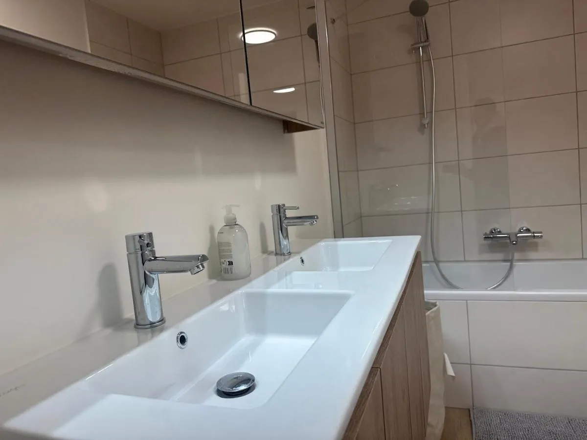 Image 2 of Beautiful Apartment with Panoramic View of center with roof terrace
