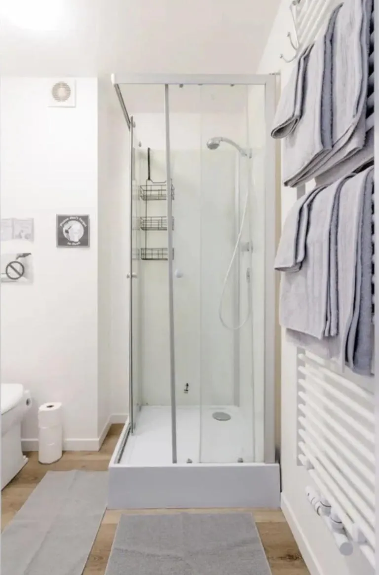 Image 6 of Beautiful fully renovated apartment