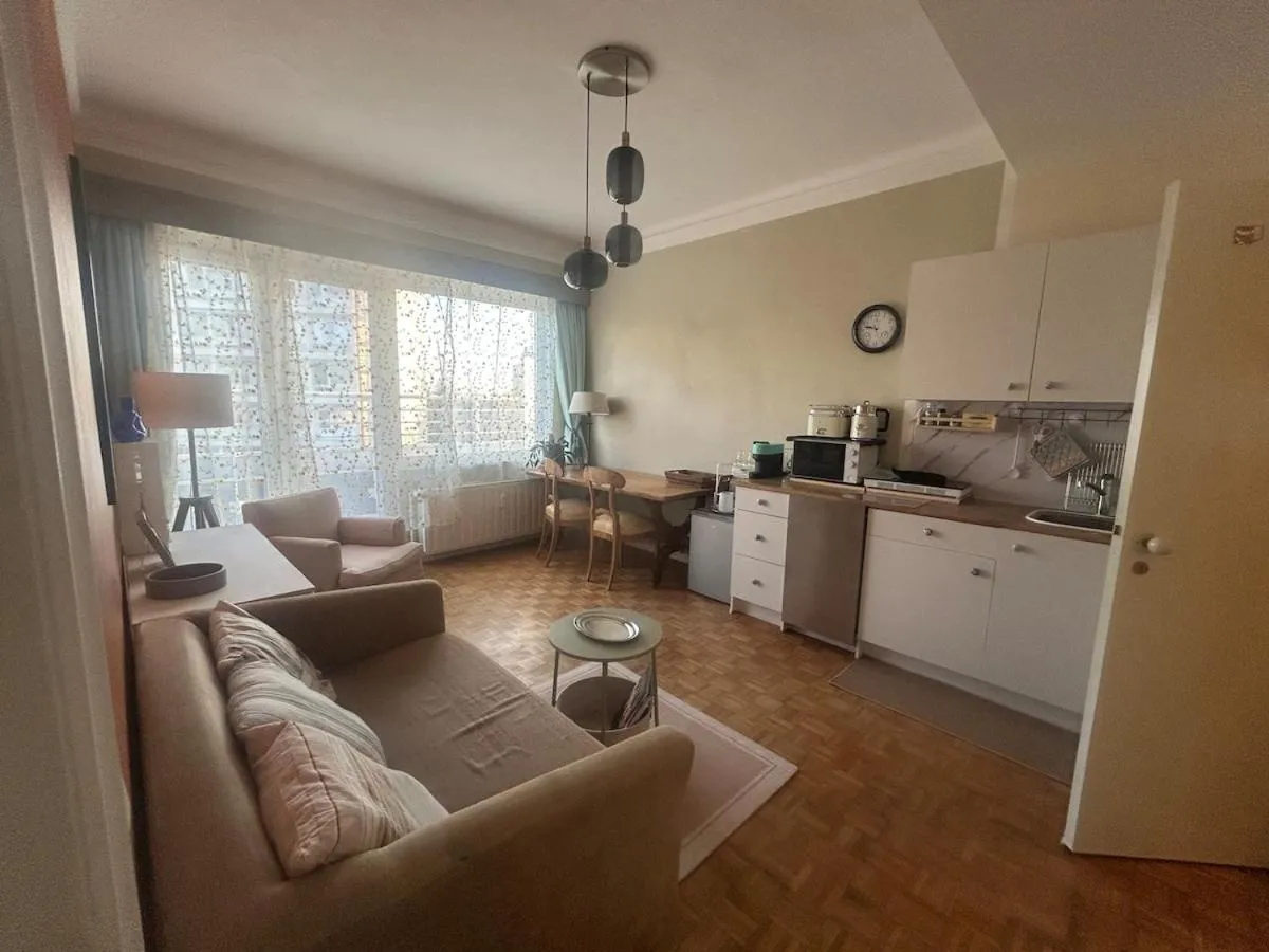 Image 3 of Beautiful penthouse apartment