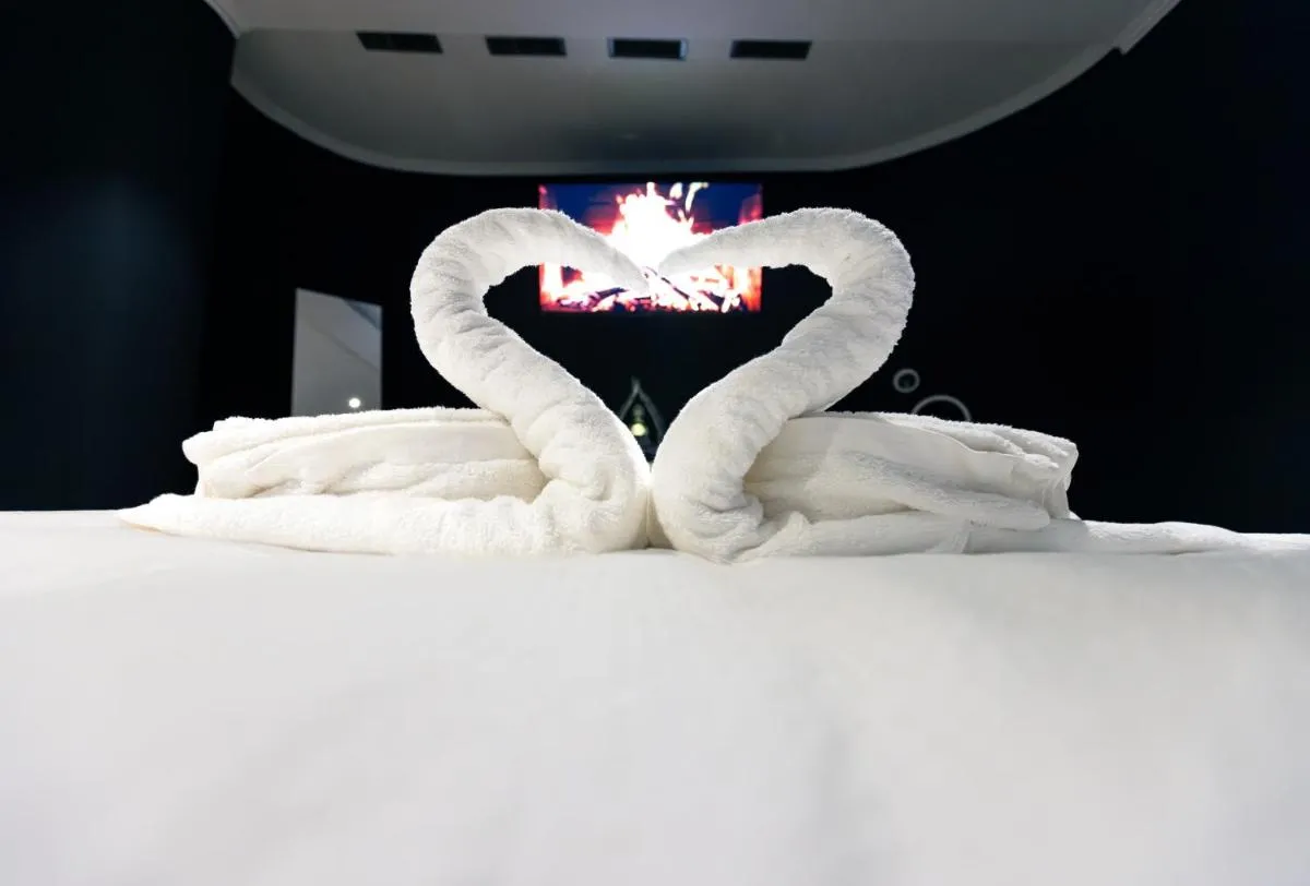 Image 3 of Blvck Spa