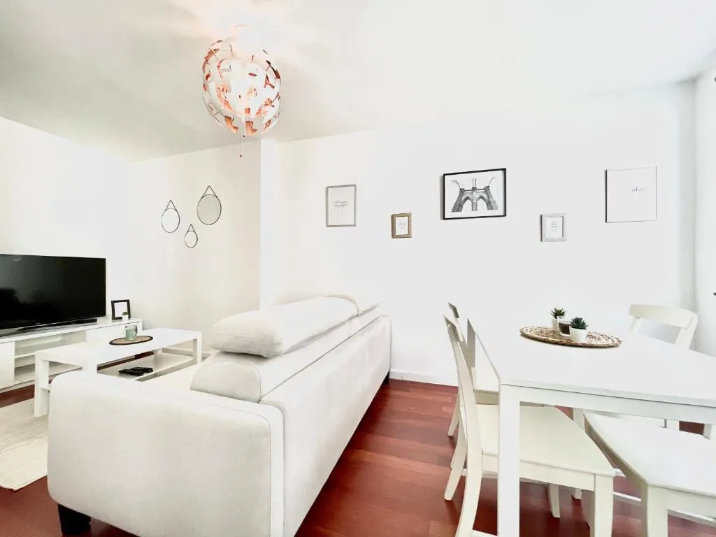 Image of COSY Duplex – EU DISTRICT
