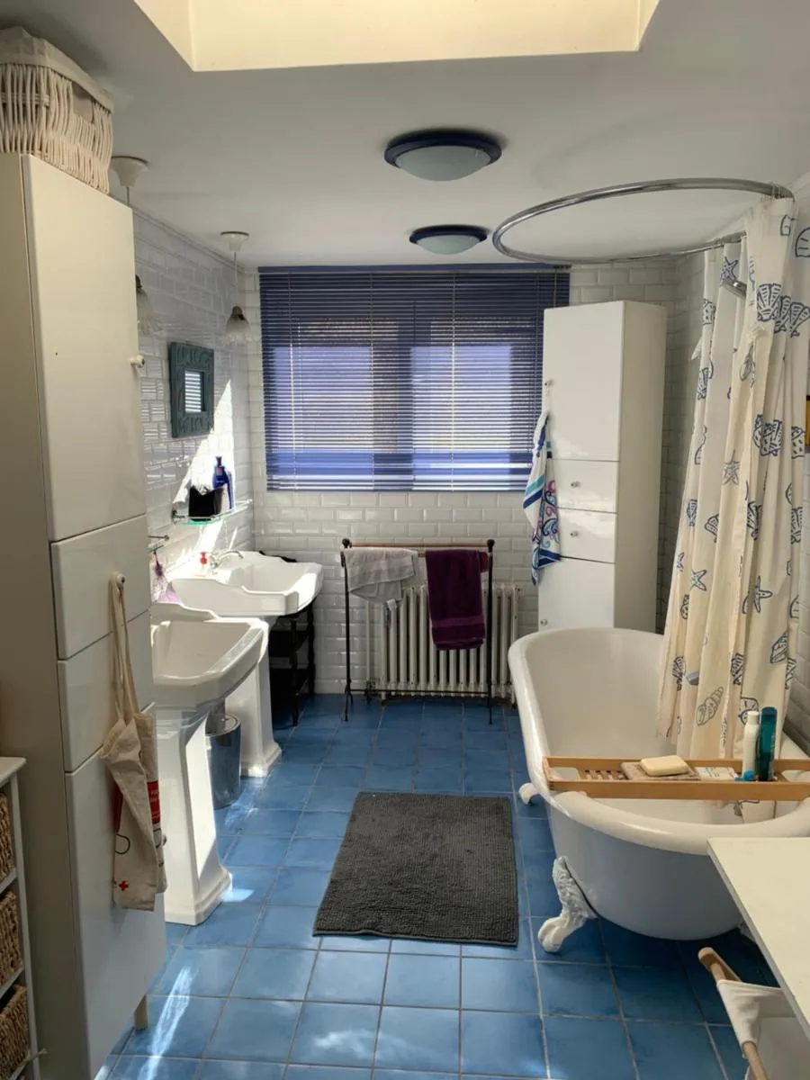 Image 2 of Chambre double dans maison de caractère