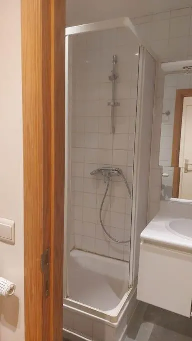Image 6 of Charming 1-Bedroom Apartment