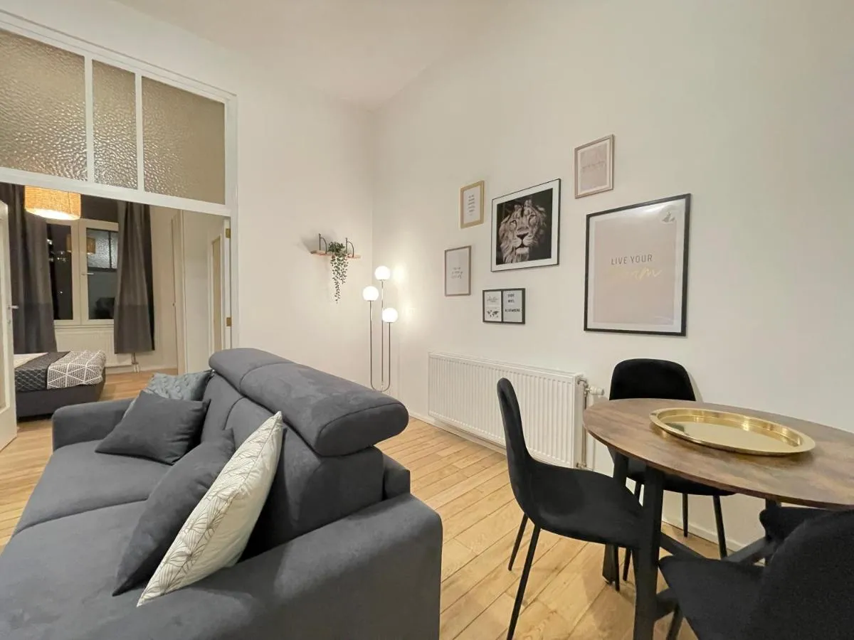 Image 4 of Charming Uccle – 1 Bedroom APT Brussels