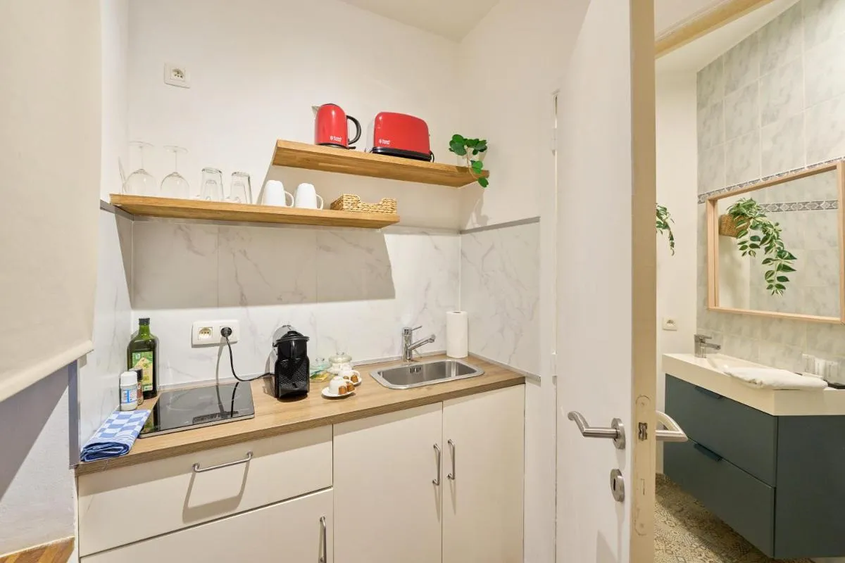 Image 2 of Compact & Stylish Studios in Central Brussels