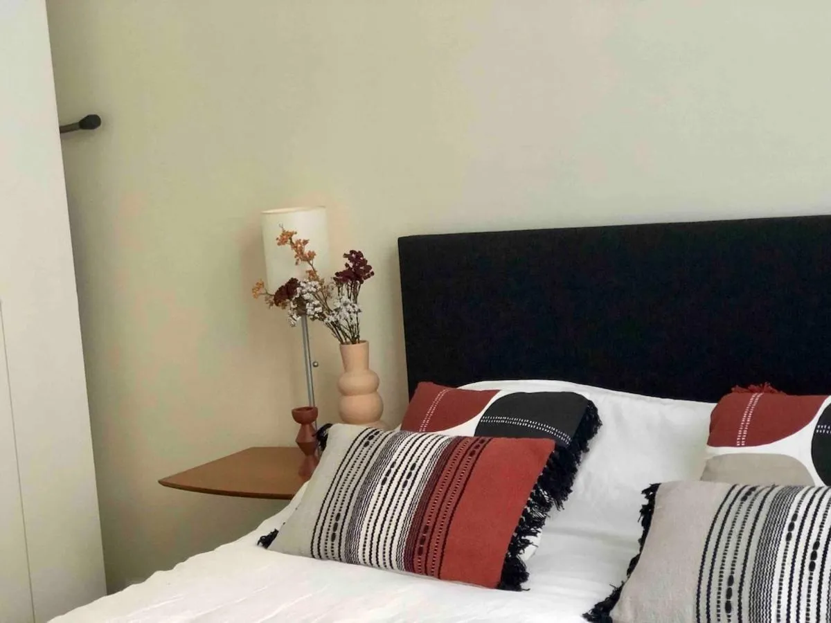 Image 2 of Cosy 1 bedroom apartment in EU DISTRICT