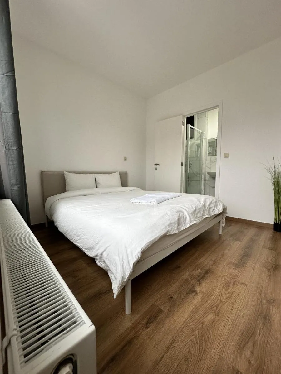 Image 1 of CozyRoom 5 Min from Gare du Midi