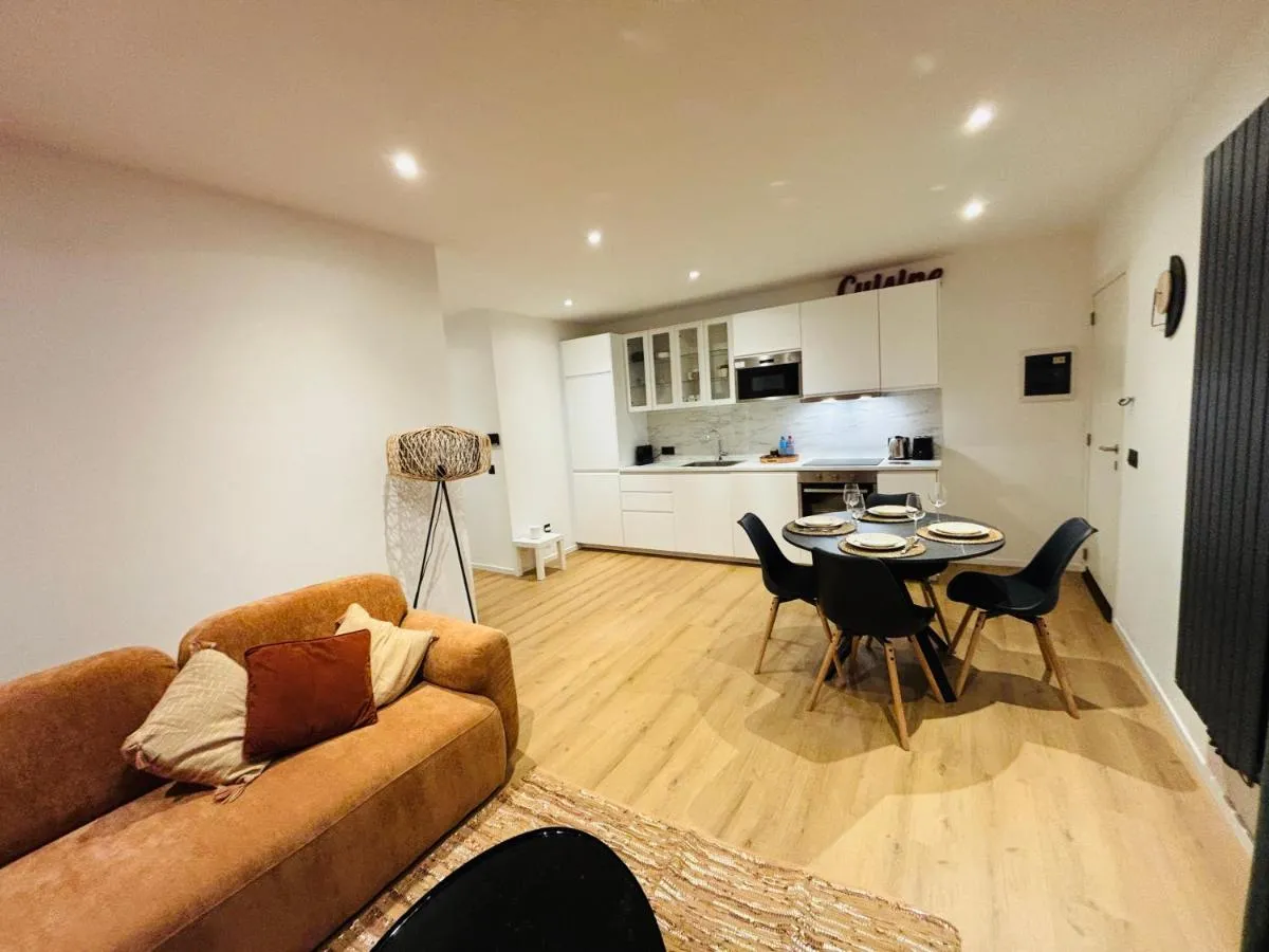 Image 2 of Cozy Flat