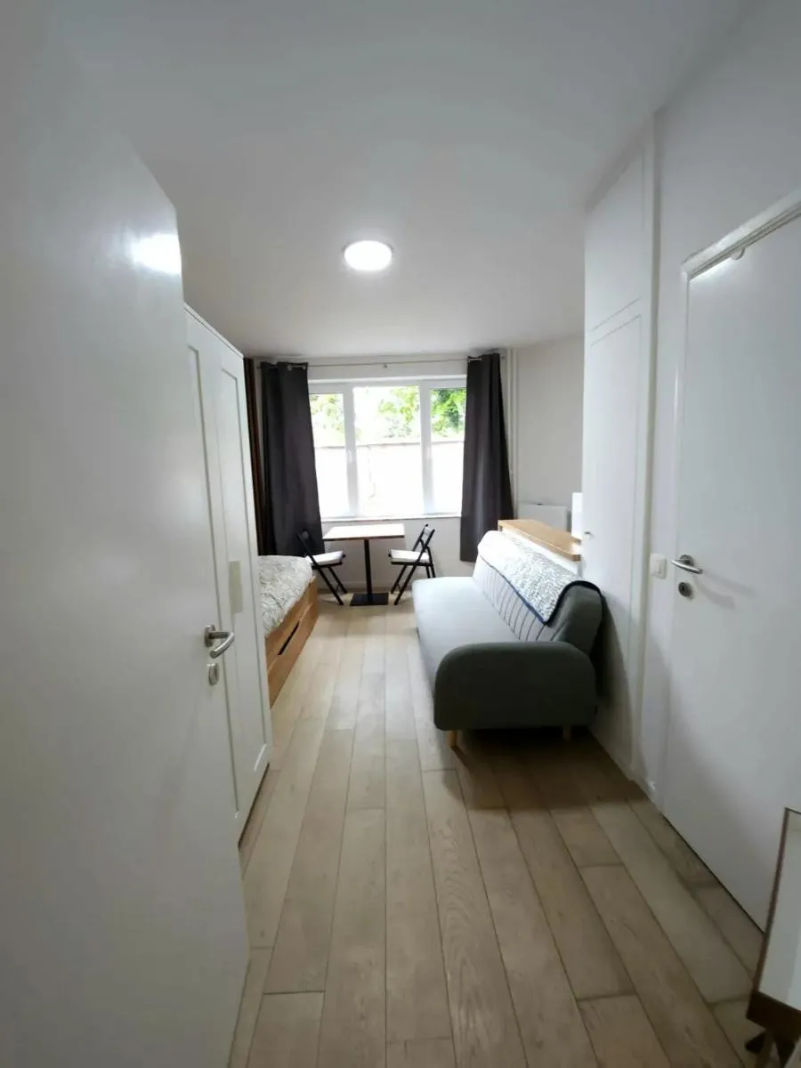 Image 3 of Cozy studio in Saint-Josse-ten-Noode – 30 m² with garden