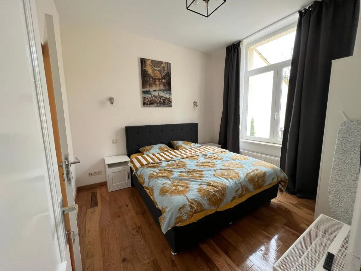 Image 1 of Design europarlament apartment with private terrace