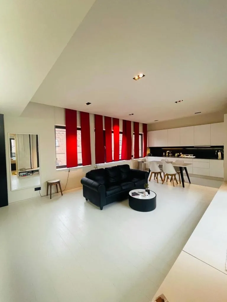 Image 4 of Down Town Penthouse with Private Parking
