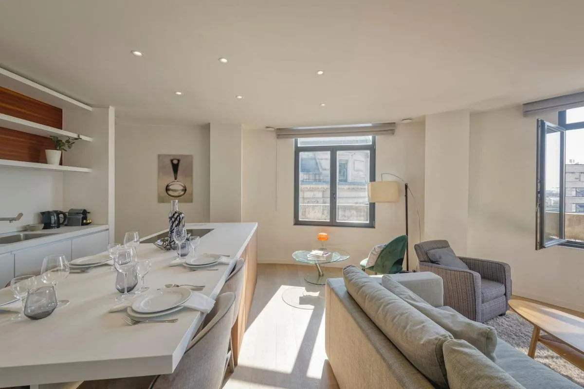 Image 2 of Downtown Brussels Splendor Suites V