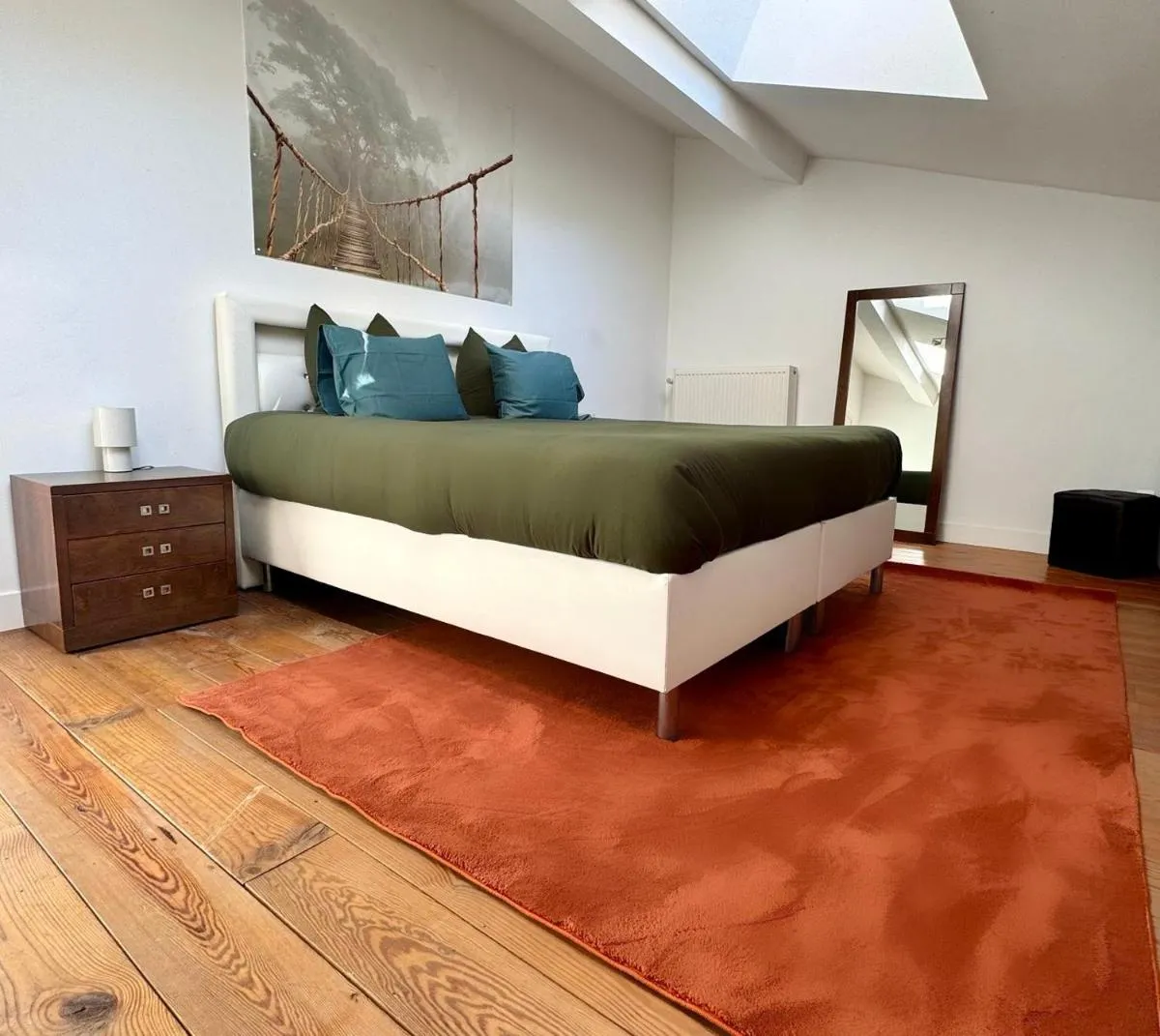 Image 5 of Downtown Spacious Design Loft