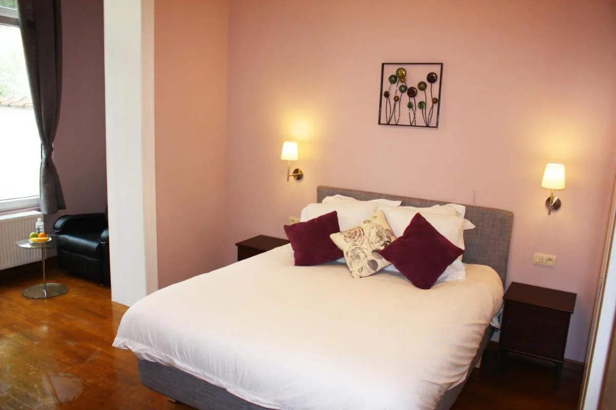 Image 1 of EU B&B