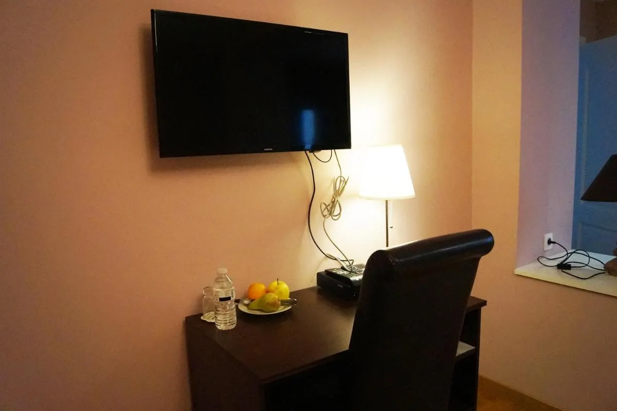 Image 4 of EU Guesthouse