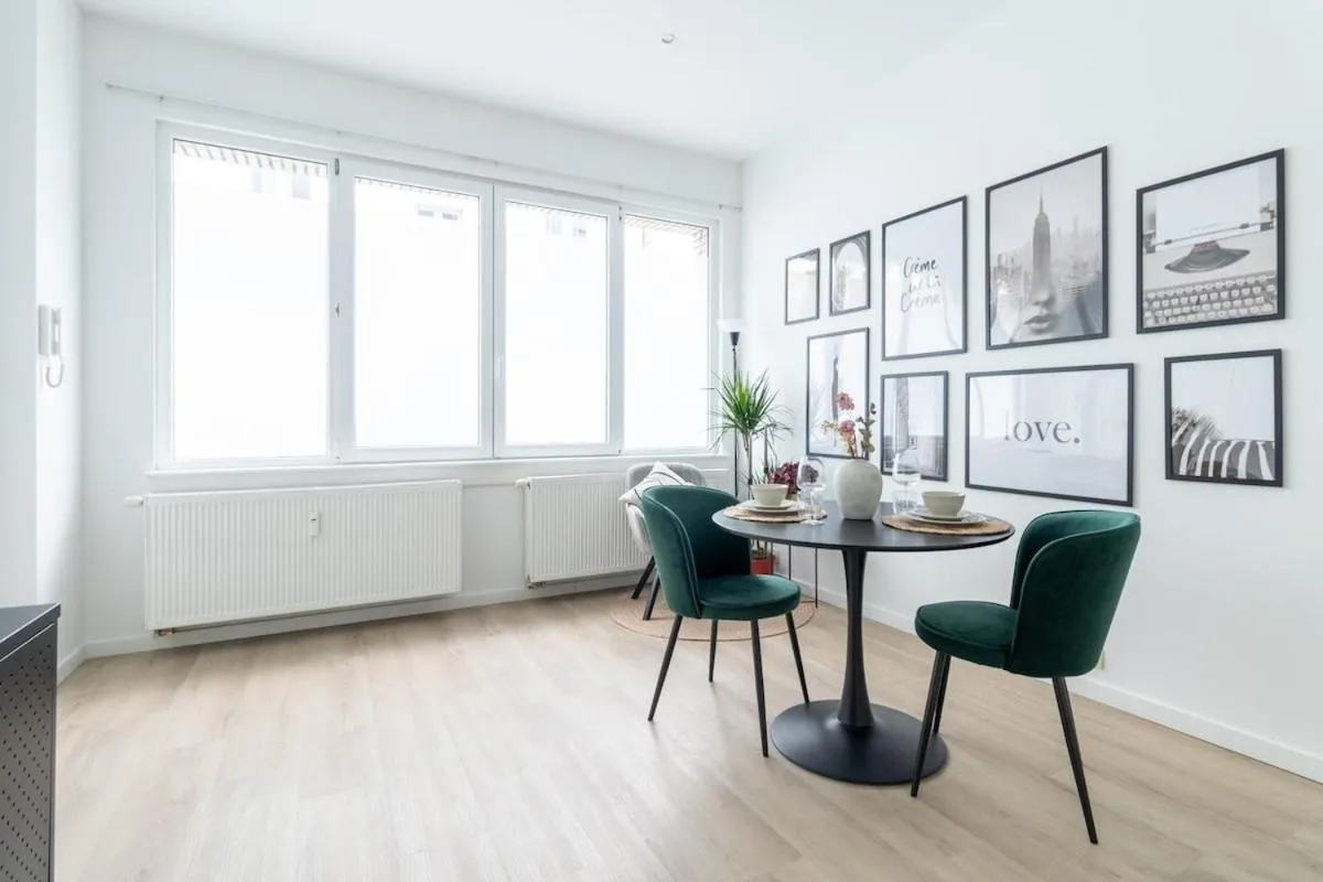 Image 6 of Elegant Studio in Brussels