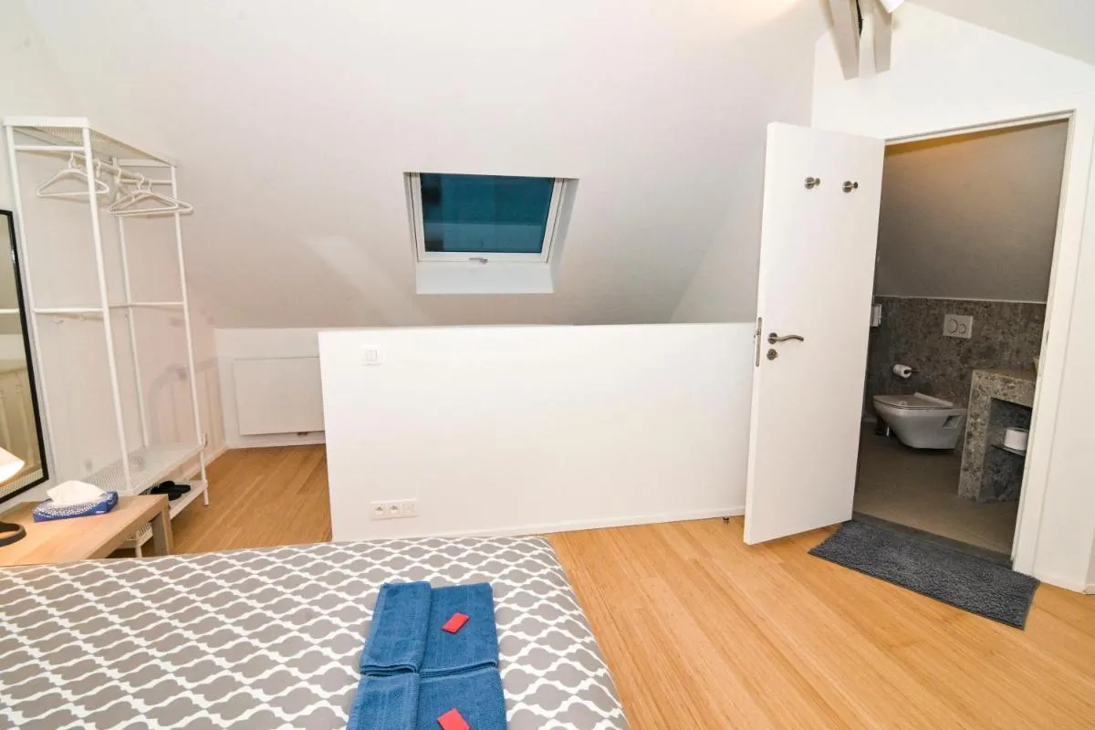 Image 2 of Family duplex getaway – Perfectly positioned for city adventures