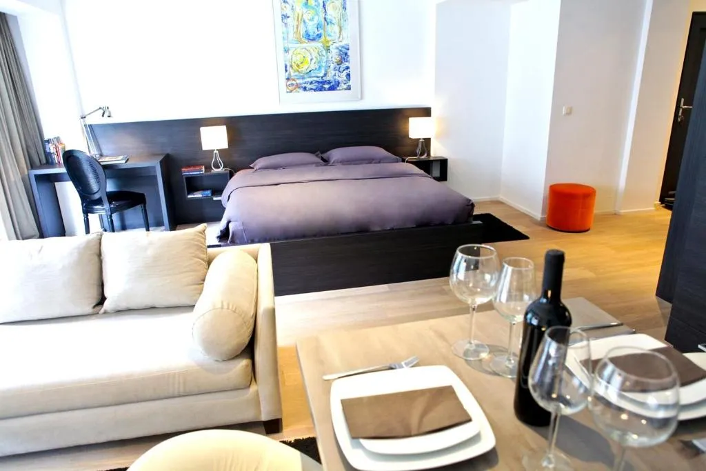 Image of Flat Moliere