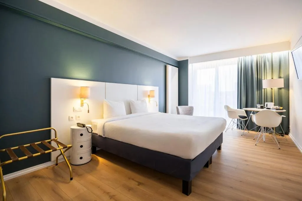 Image of Hotel Louise