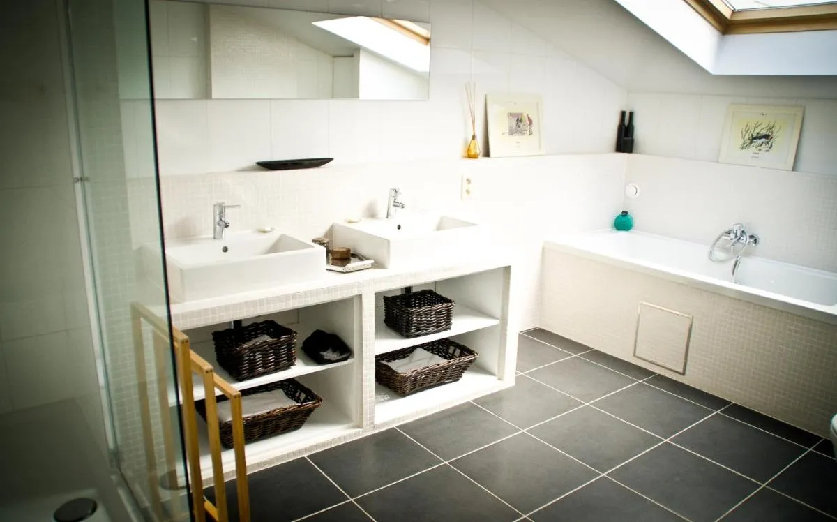 Image 2 of House Ninety Guesthouse