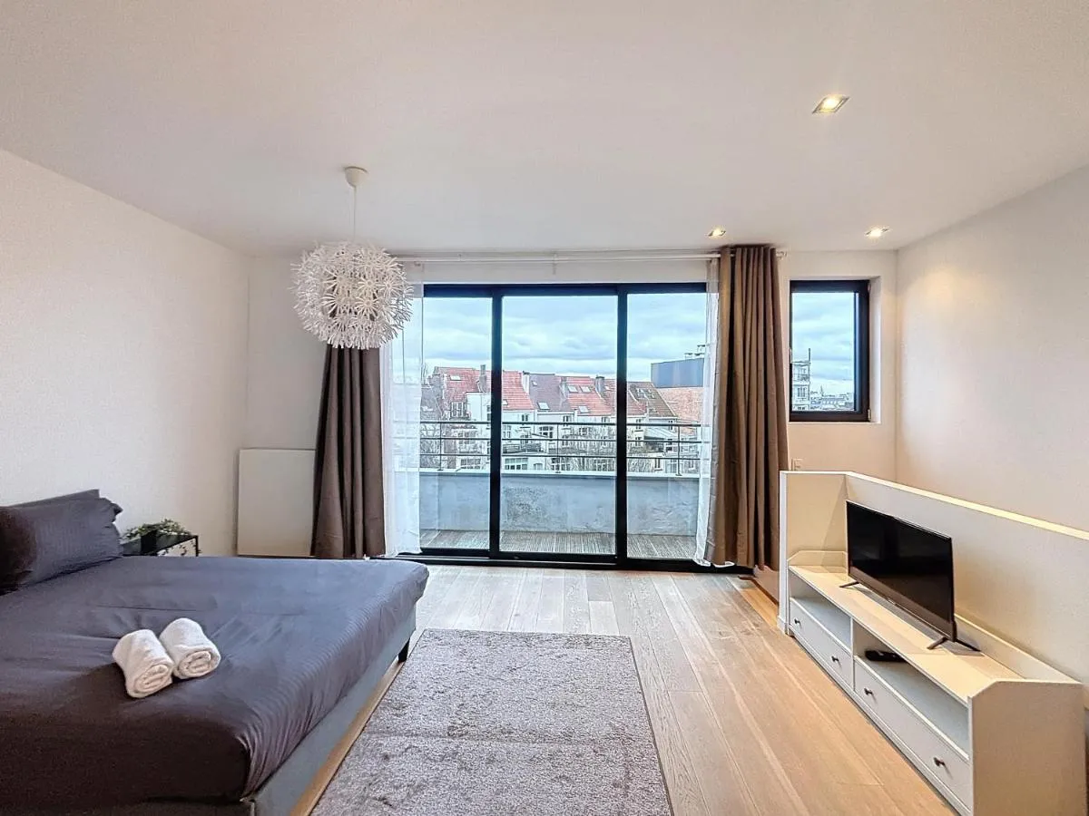 Image 4 of Penthouse Cinquantenaire