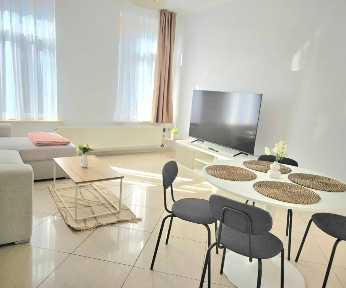 Image 2 of Proche du Centre de Bruxelles appartement 5 personnes