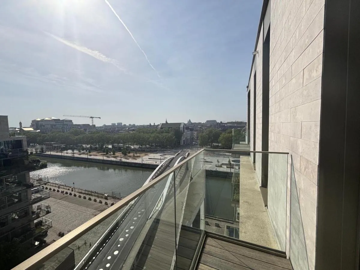 Image 5 of Splendid Penthouse in City Center with Water View