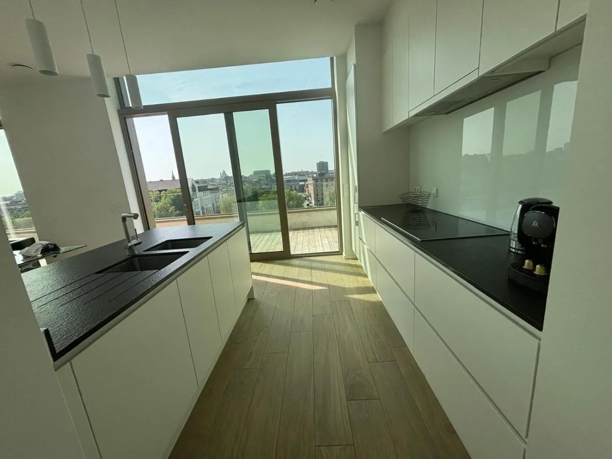 Image 3 of Splendid Penthouse in City Center with Water View
