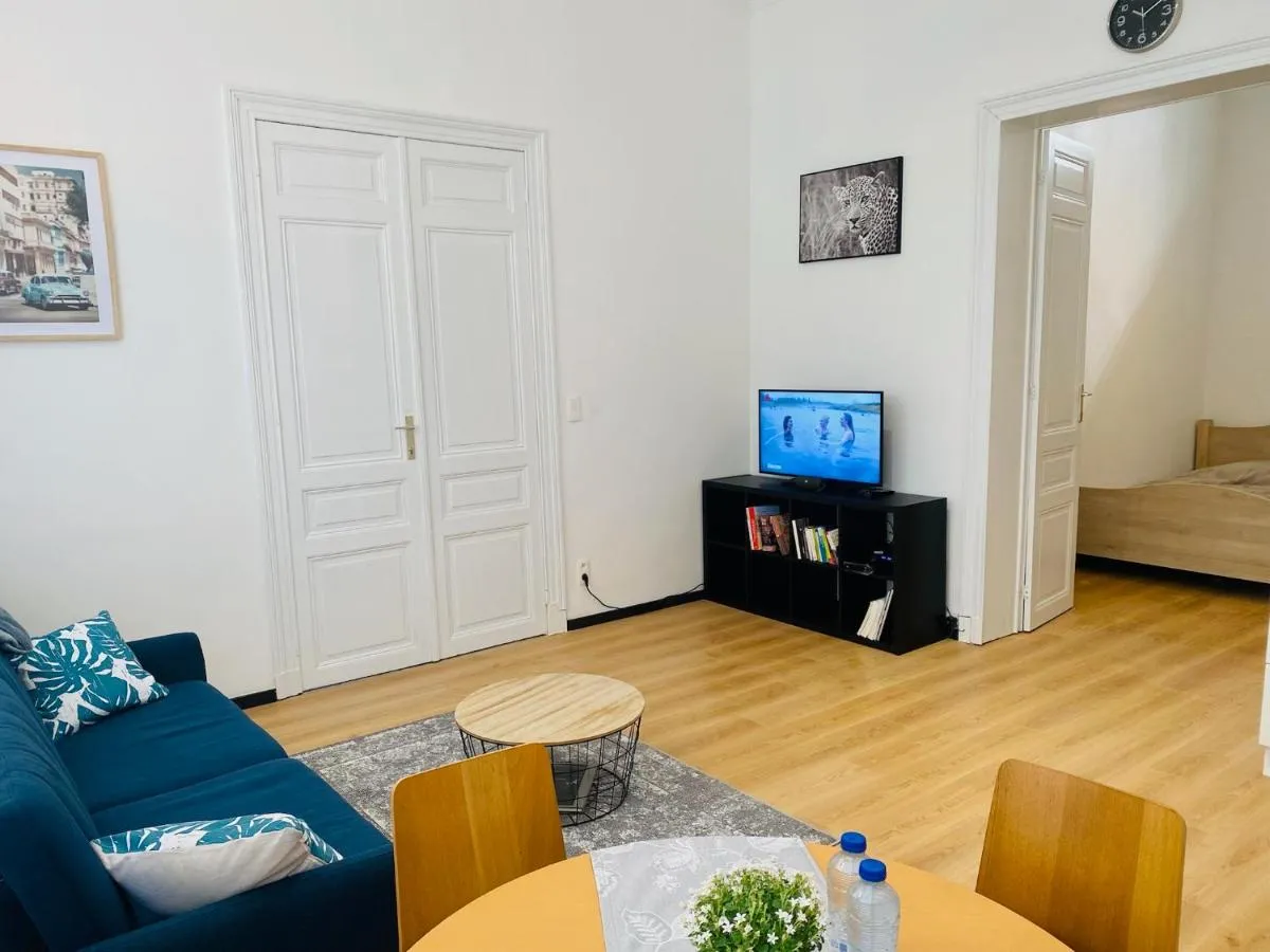 Image 1 of Studio calme et lumineux à Uccle