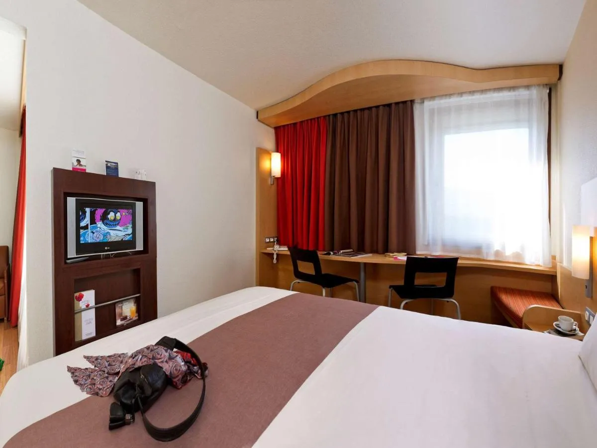 Image 4 of ibis Hotel Brussels Expo Atomium