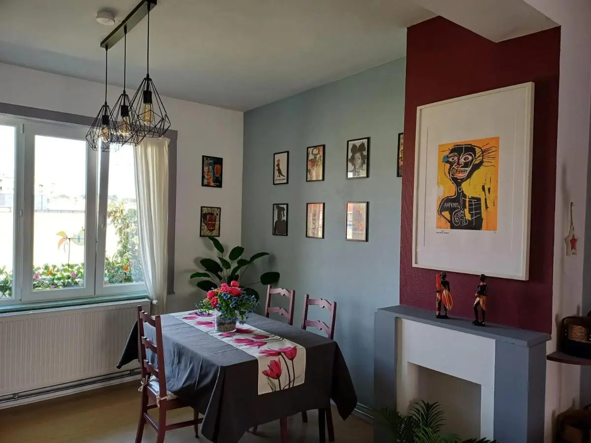 Image 1 of Apartment with terrace in Berchem-Sainte-Agathe