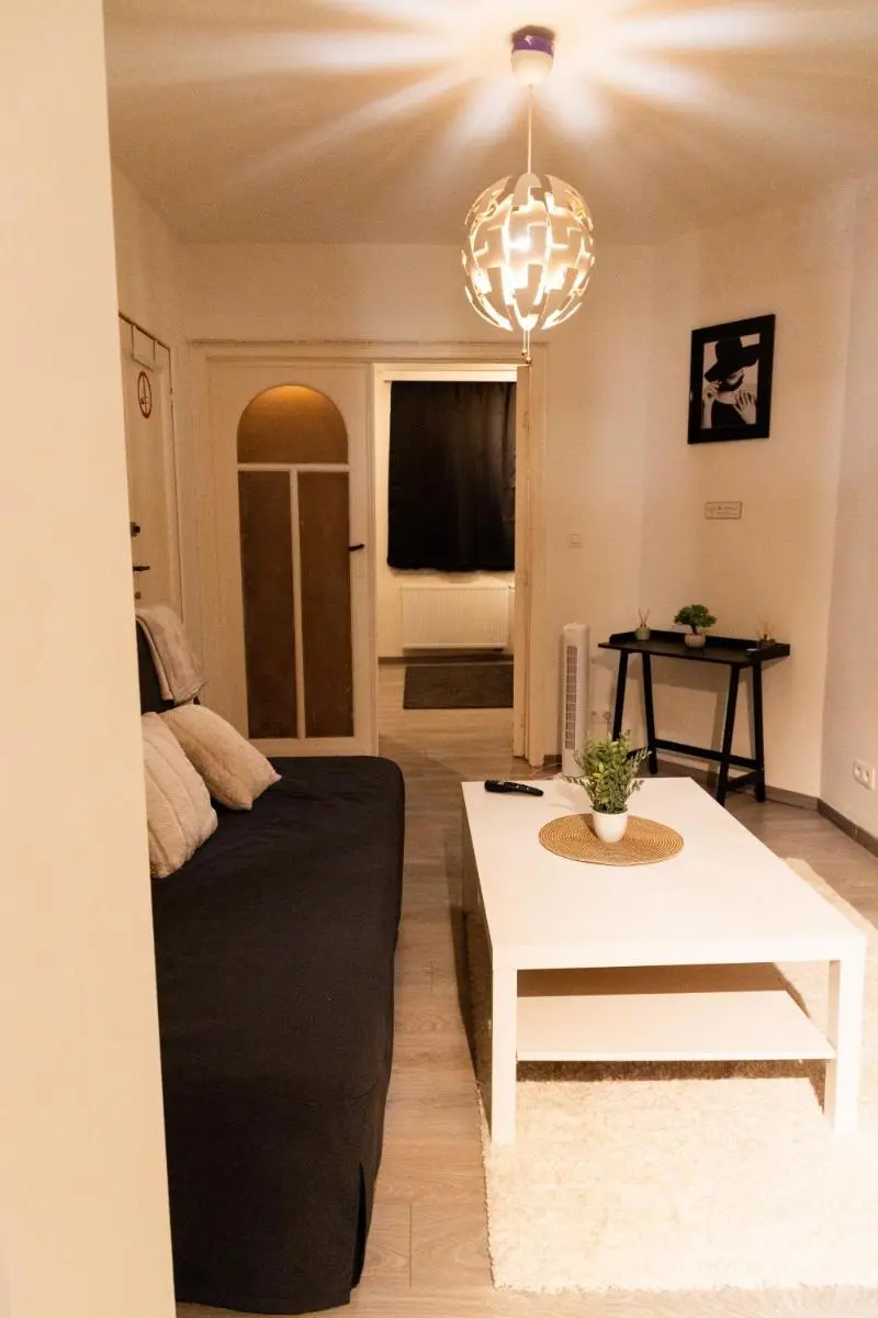 Image 1 of Appartement sous toit lumineux avec garage et 4 pièces en enfilade