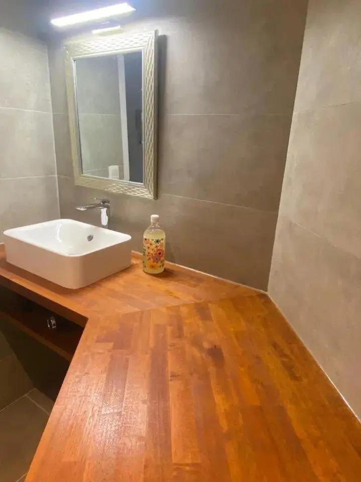 Image 6 of Beautiful and warm flat in heart of Brussels
