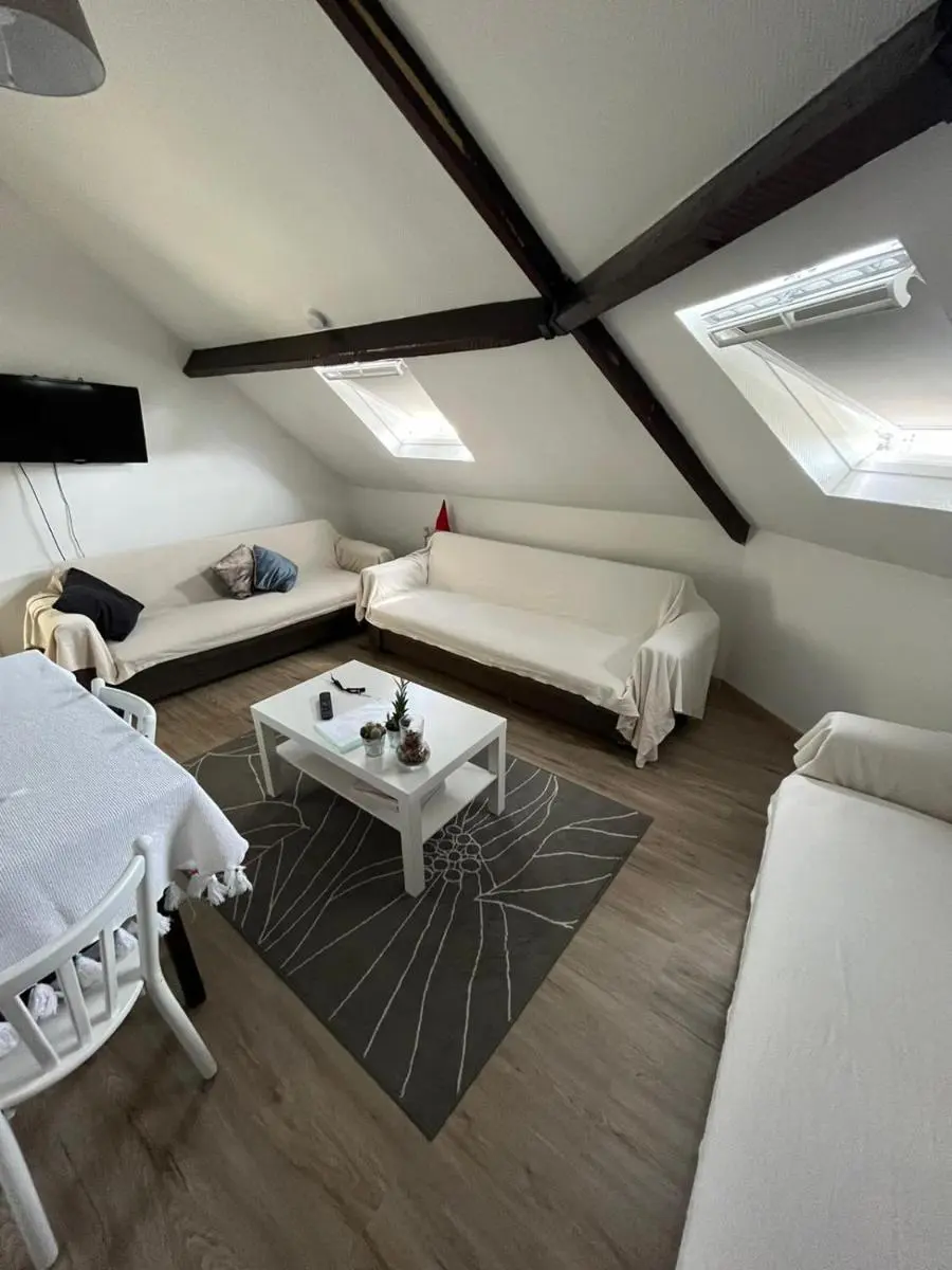 Image 3 of Cozy Nest by Gare du Midi