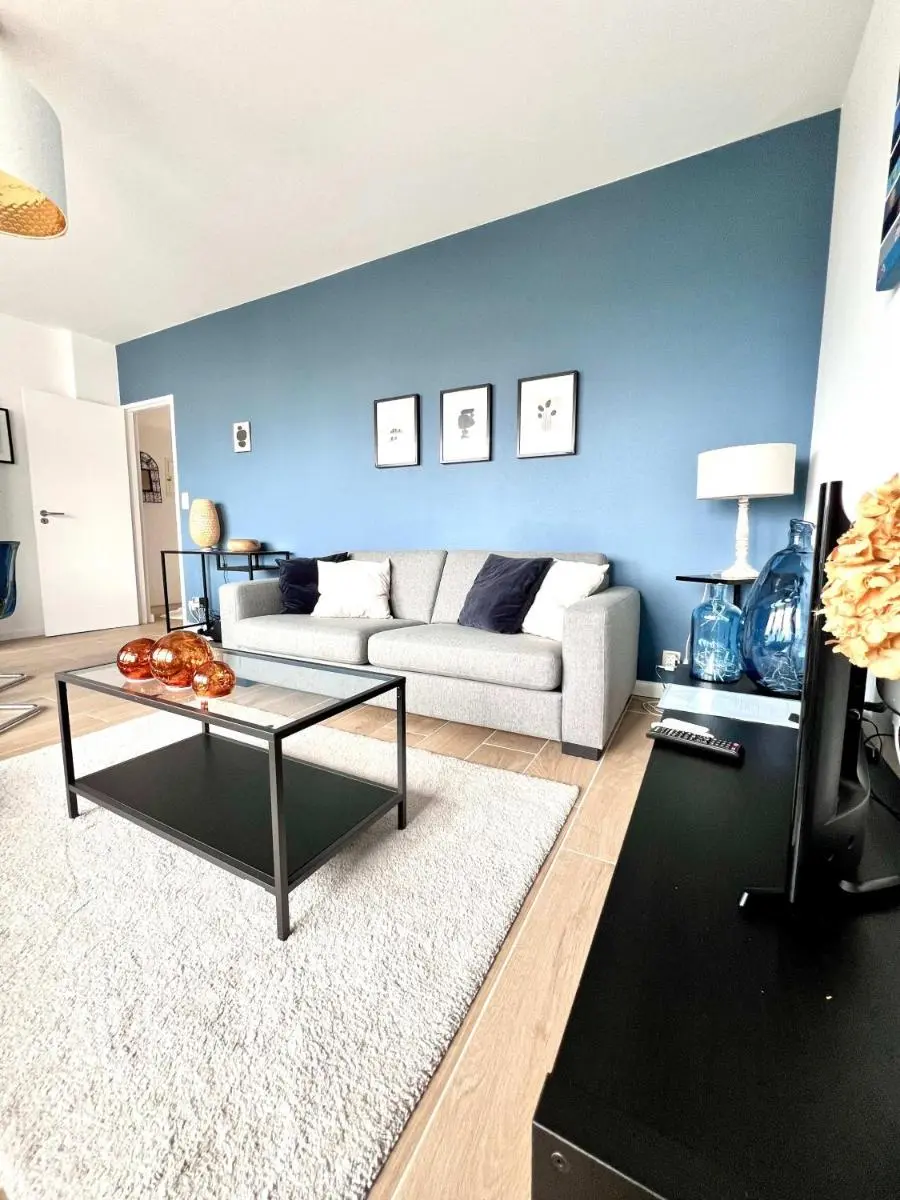 Image 5 of Elegant 2pcs Proche Bruxelles