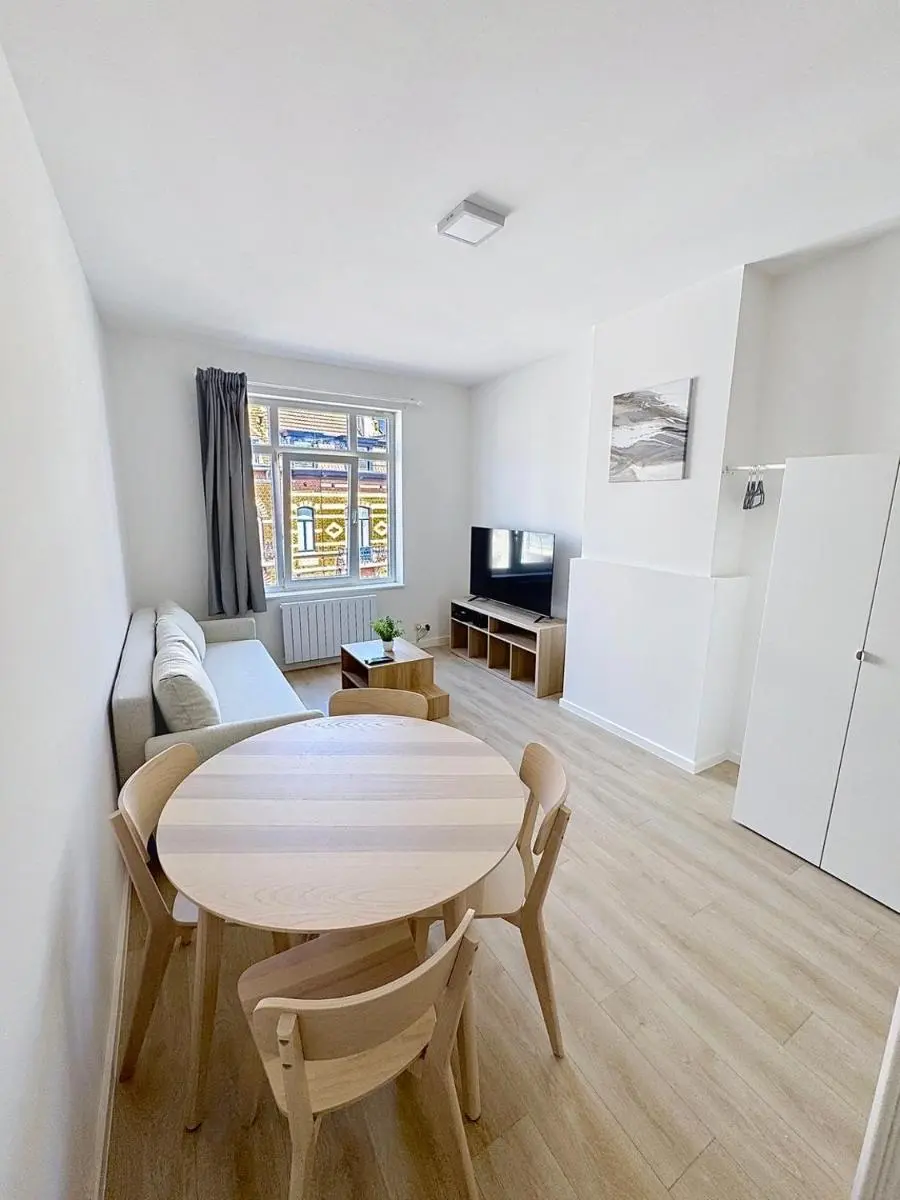 Image 4 of Élégant appartement une chambre