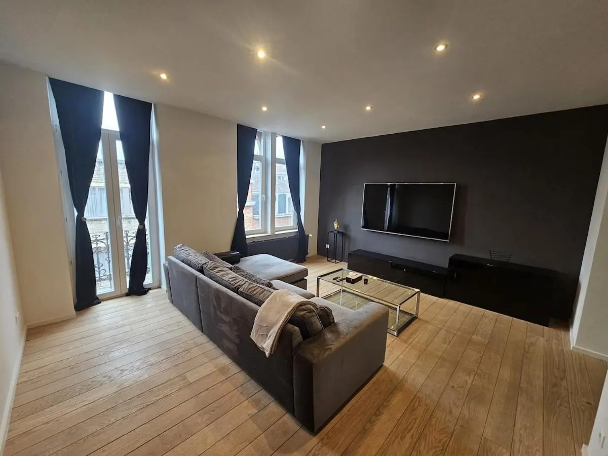 Image 4 of Luxury Triplex Stylish 2BR Apartment in Brussels